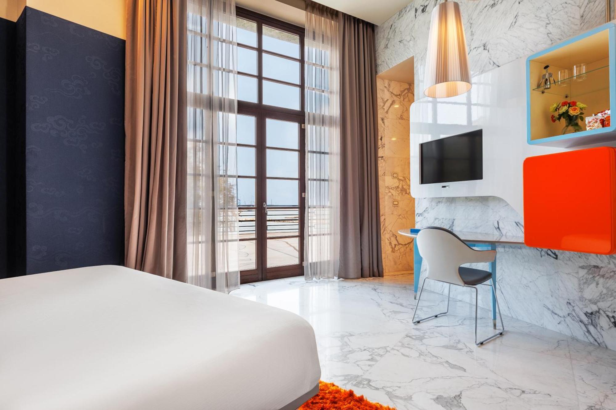 ไอเอช โฮเทล บาริ กรันเด อัลแบร์โก เดลเล นาซิโอนี Hotel บารี ภายนอก รูปภาพ Deluxe room