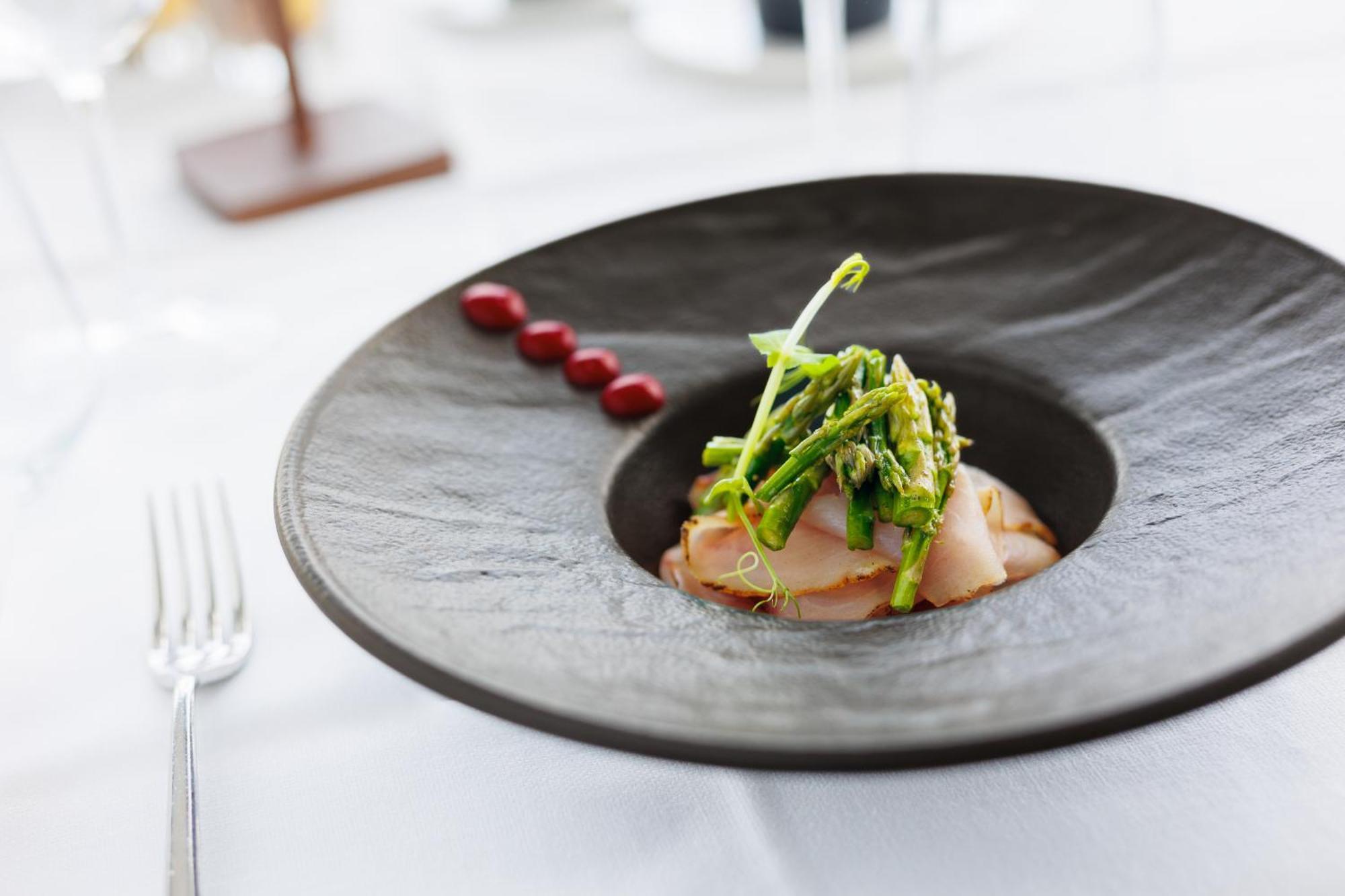 ไอเอช โฮเทล บาริ กรันเด อัลแบร์โก เดลเล นาซิโอนี Hotel บารี ภายนอก รูปภาพ A plate of food